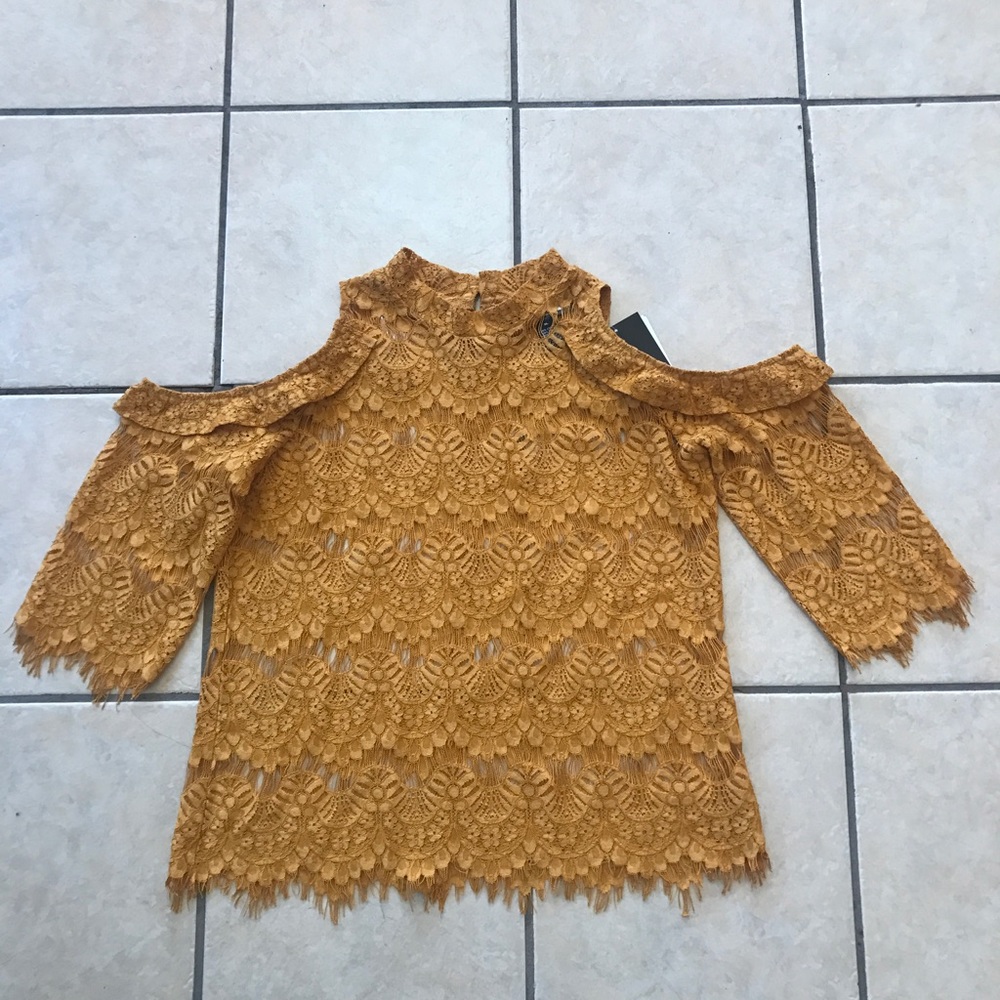 Lace top